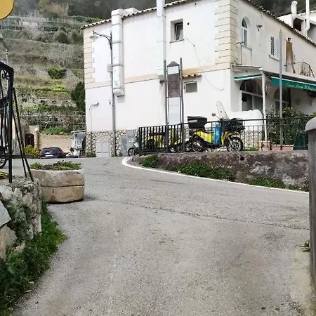 فندق مبيت وإفطار La Selva Santa بوسيتانو